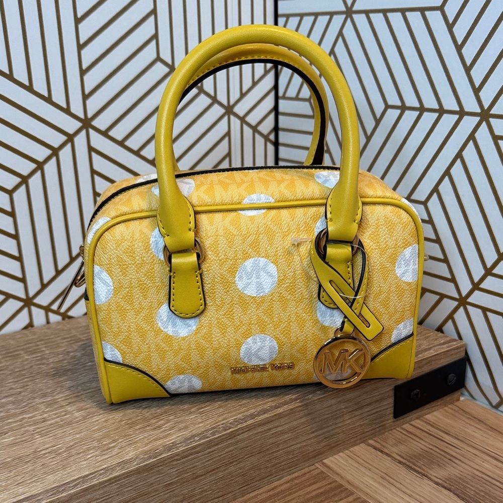 NWT Michael Kors Thompson Daisy Yellow XS Satchel Crossbody